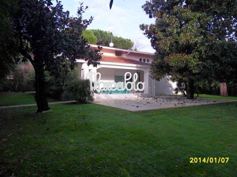  forte dei marmi vendita quart: vittoria apuana agenzia immobiliare marco polo