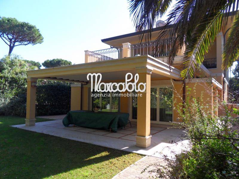 Villa FORTE DEI MARMI affitto  Centro  Agenzia Immobiliare Marco Polo