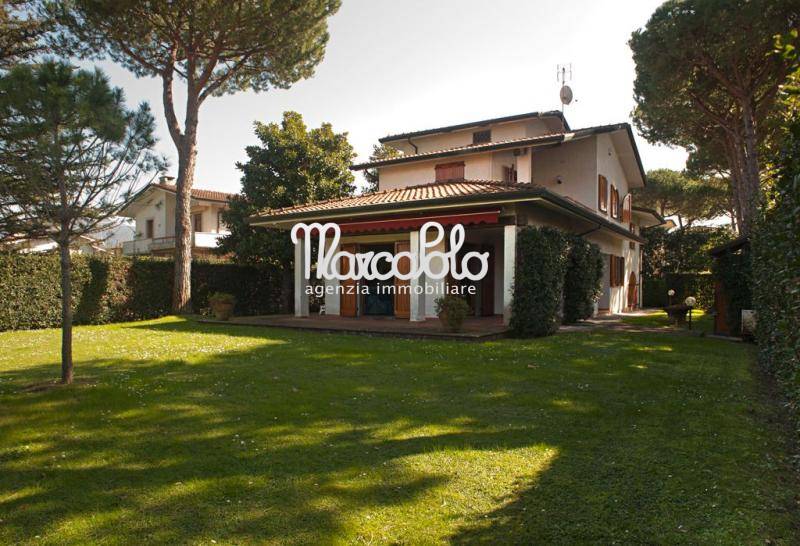  forte dei marmi affitto quart: centro agenzia immobiliare marco polo