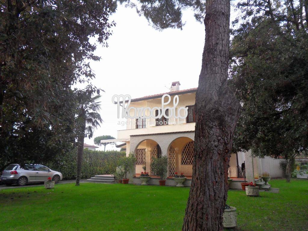 Villa in affitto Lucca