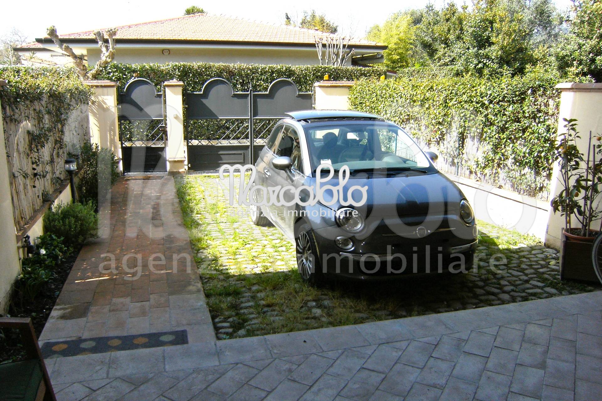 Villa FORTE DEI MARMI vendita  Centro  Agenzia Immobiliare Marco Polo