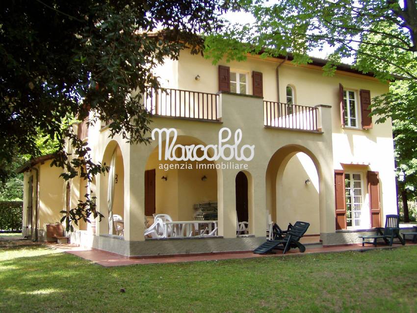 Villa FORTE DEI MARMI vendita  Roma Imperiale  Agenzia Immobiliare Marco Polo