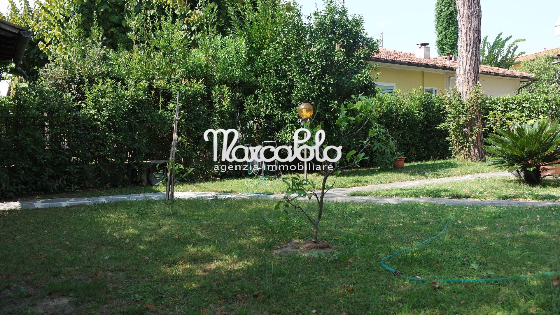 Villa FORTE DEI MARMI vendita  Centro  Agenzia Immobiliare Marco Polo