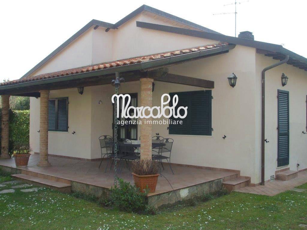 Villa FORTE DEI MARMI vendita  Vittoria Apuana  Agenzia Immobiliare Marco Polo