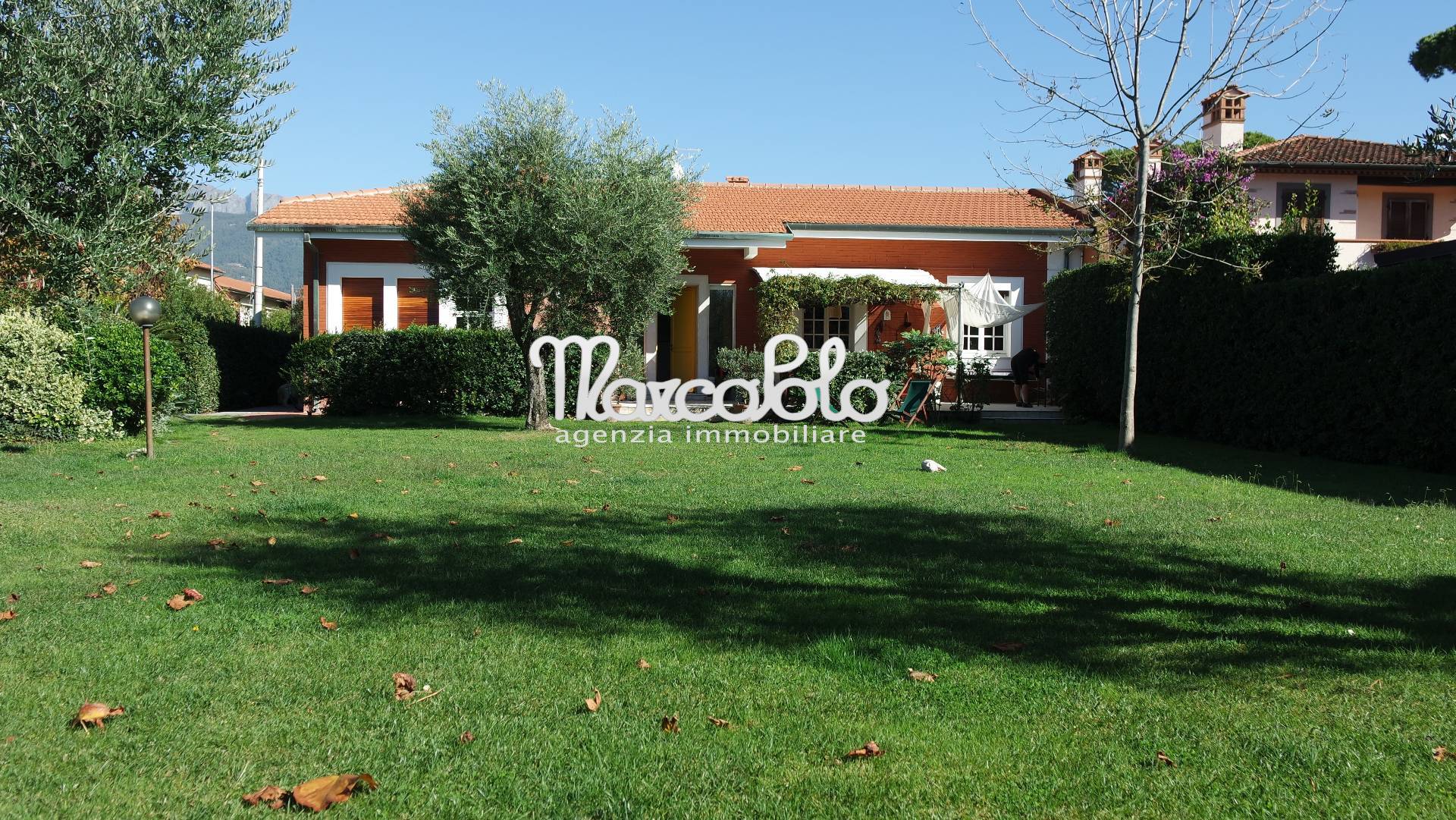  forte dei marmi affitto quart: centro agenzia immobiliare marco polo