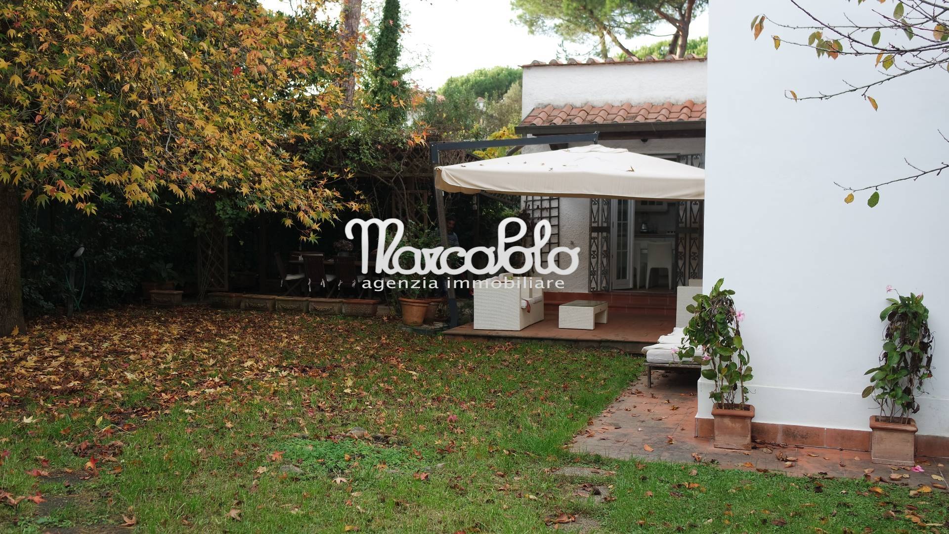 Villa MONTIGNOSO vendita  Cinquale  Agenzia Immobiliare Marco Polo