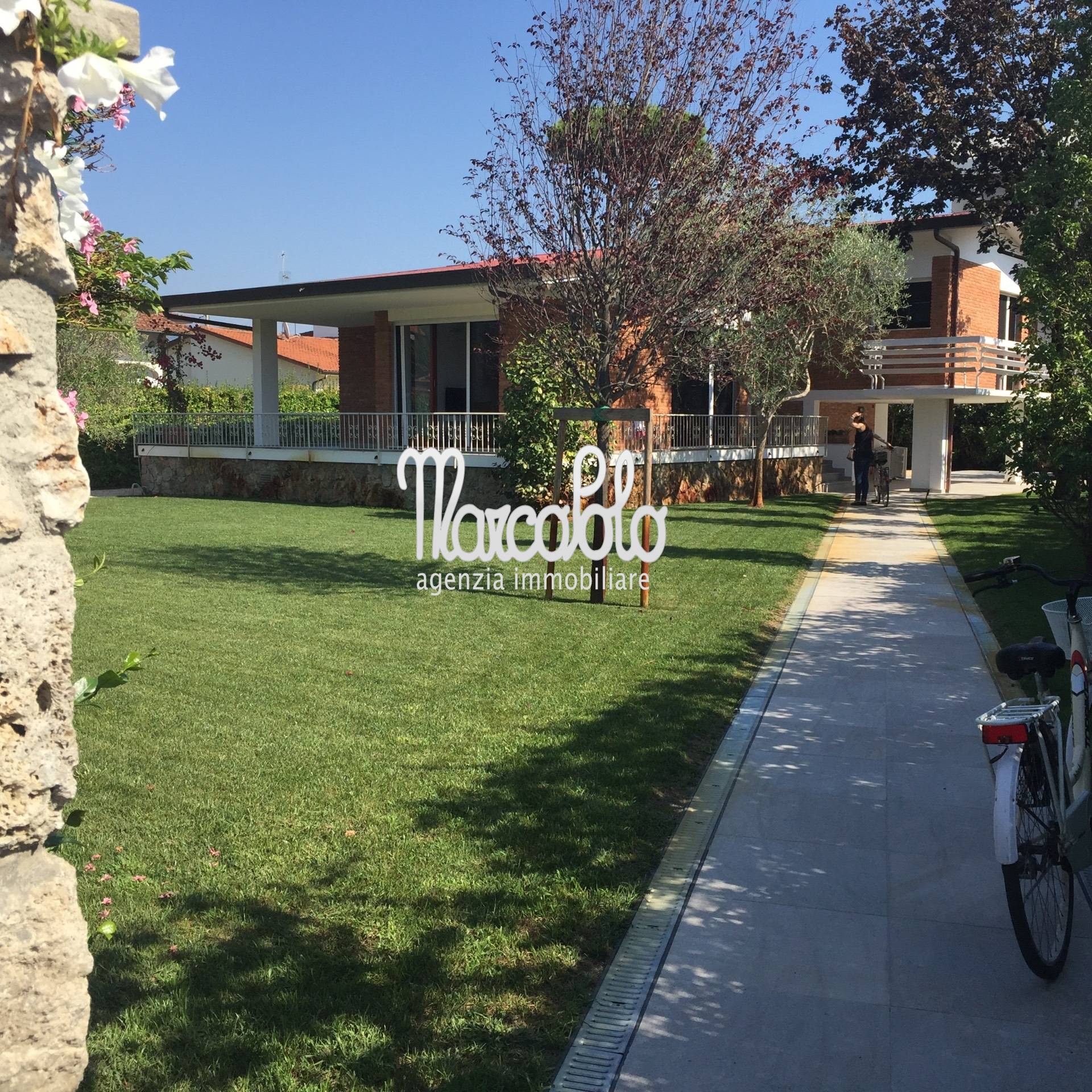  forte dei marmi affitto quart: centro agenzia immobiliare marco polo