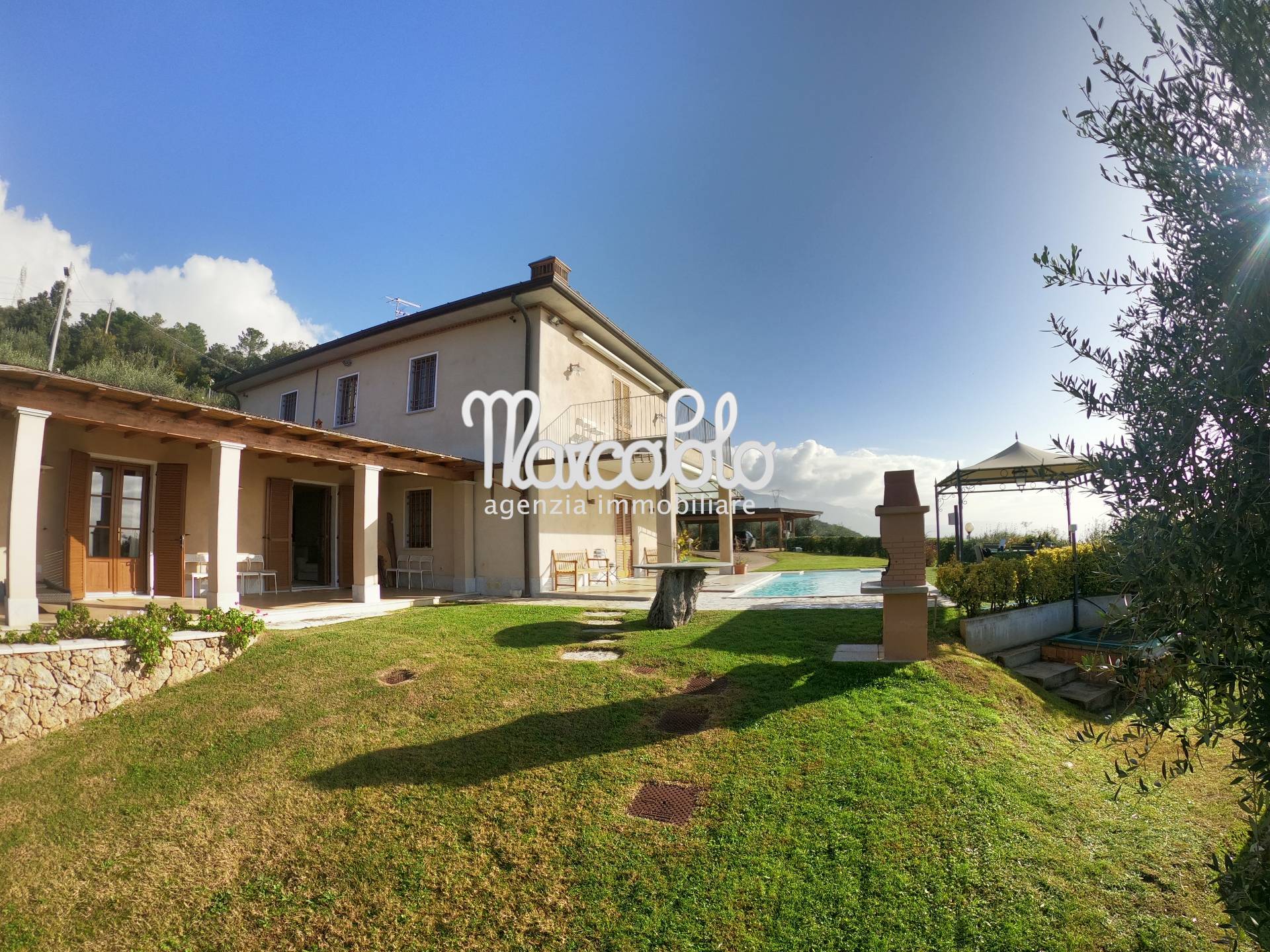 Villa PIETRASANTA affitto  Strettoia  Agenzia Immobiliare Marco Polo