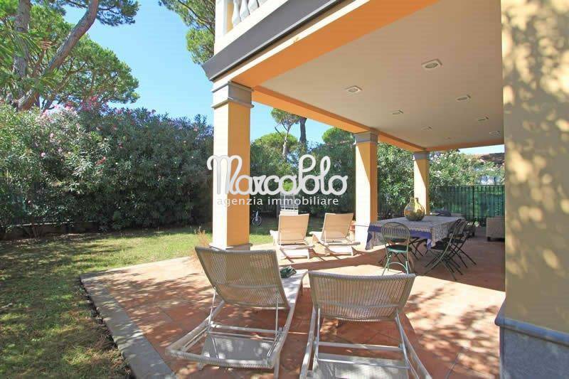 Villa FORTE DEI MARMI vendita  Centro  Agenzia Immobiliare Marco Polo