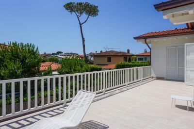 Villa in affitto a Forte Dei Marmi (LU)