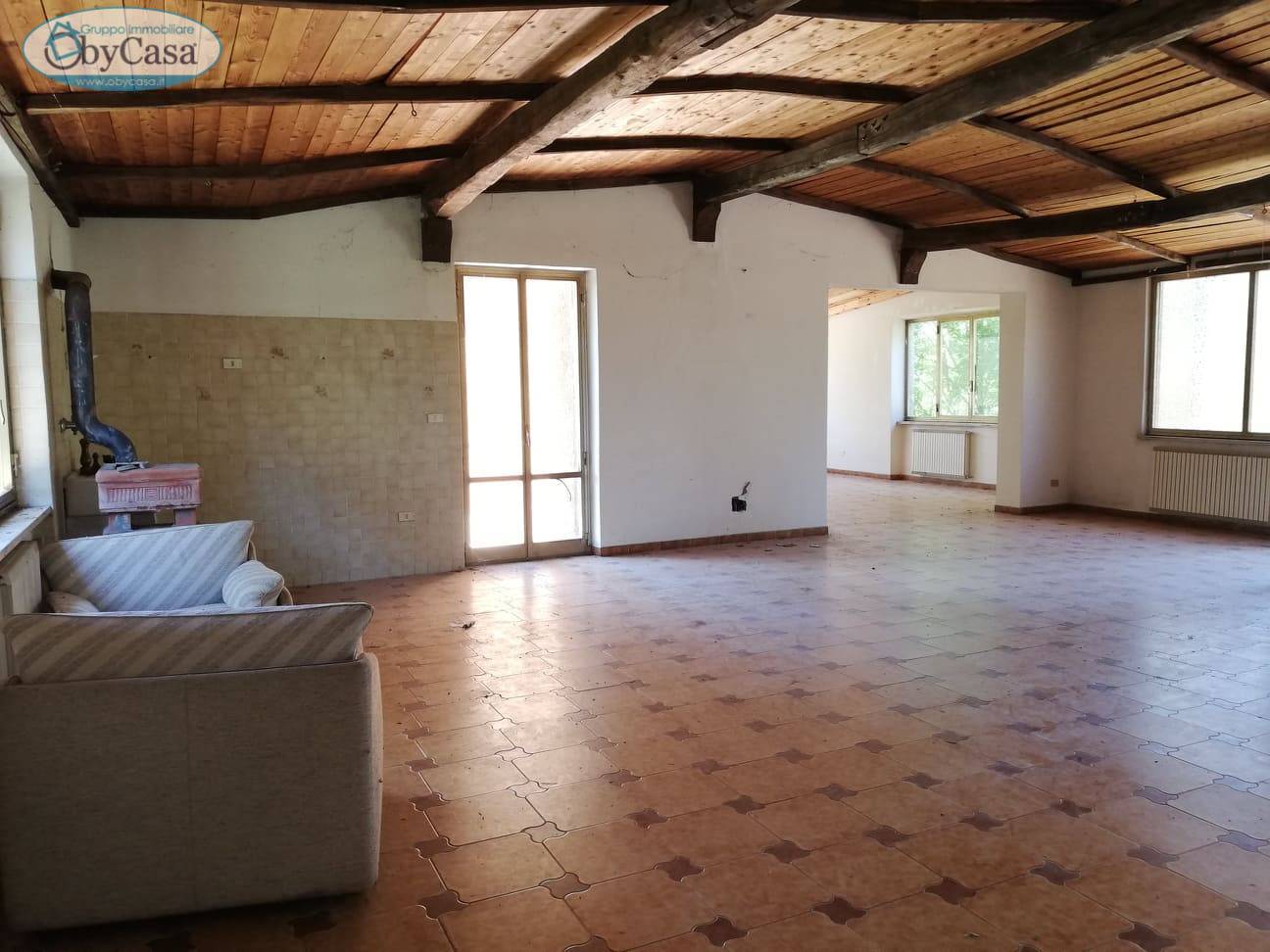 Villa Unifamiliare - Indipendente ORIOLO ROMANO vendita    Agenzia OBYCASA di Oriolo Romano