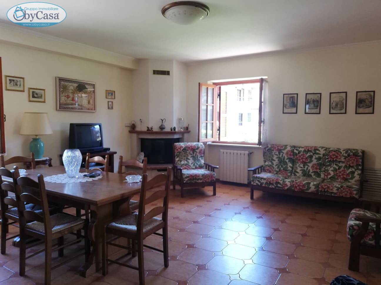 Villa Bifamiliare VEJANO vendita  vejano  Agenzia OBYCASA di Oriolo Romano
