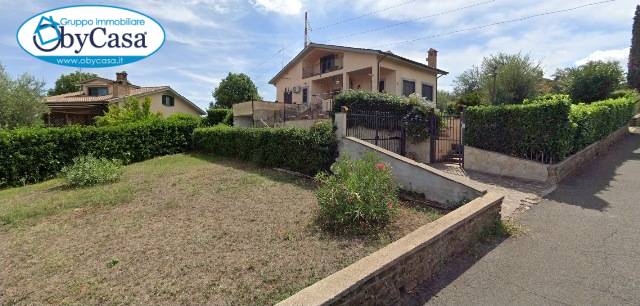 Villa in vendita a Bracciano (RM)