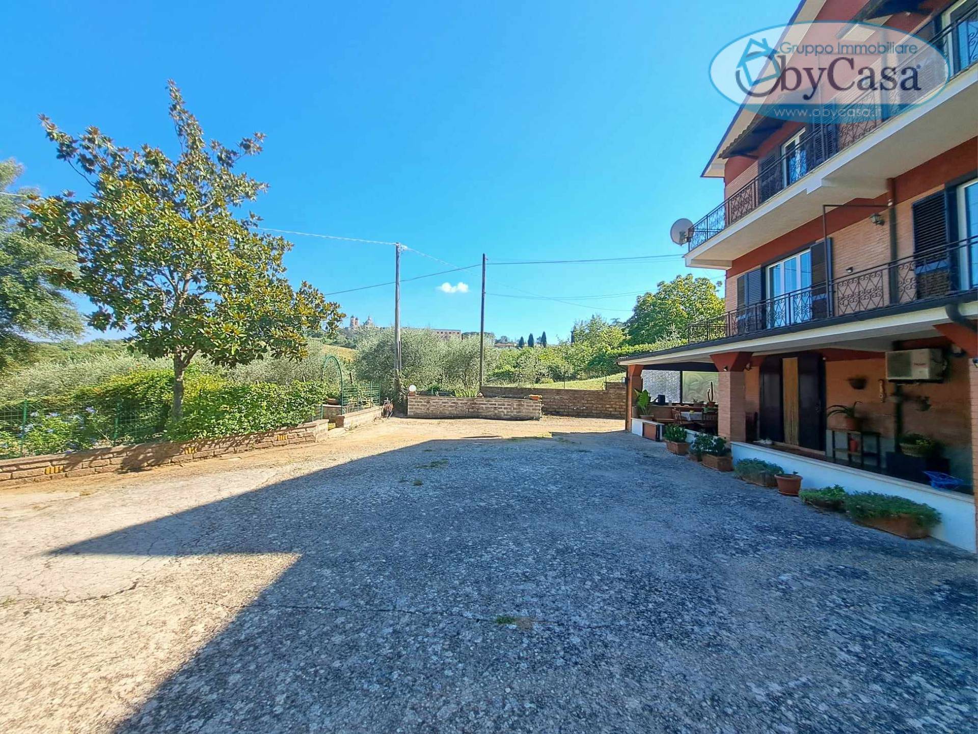 Casa semi-indipendente in vendita a Bassano Romano (VT)