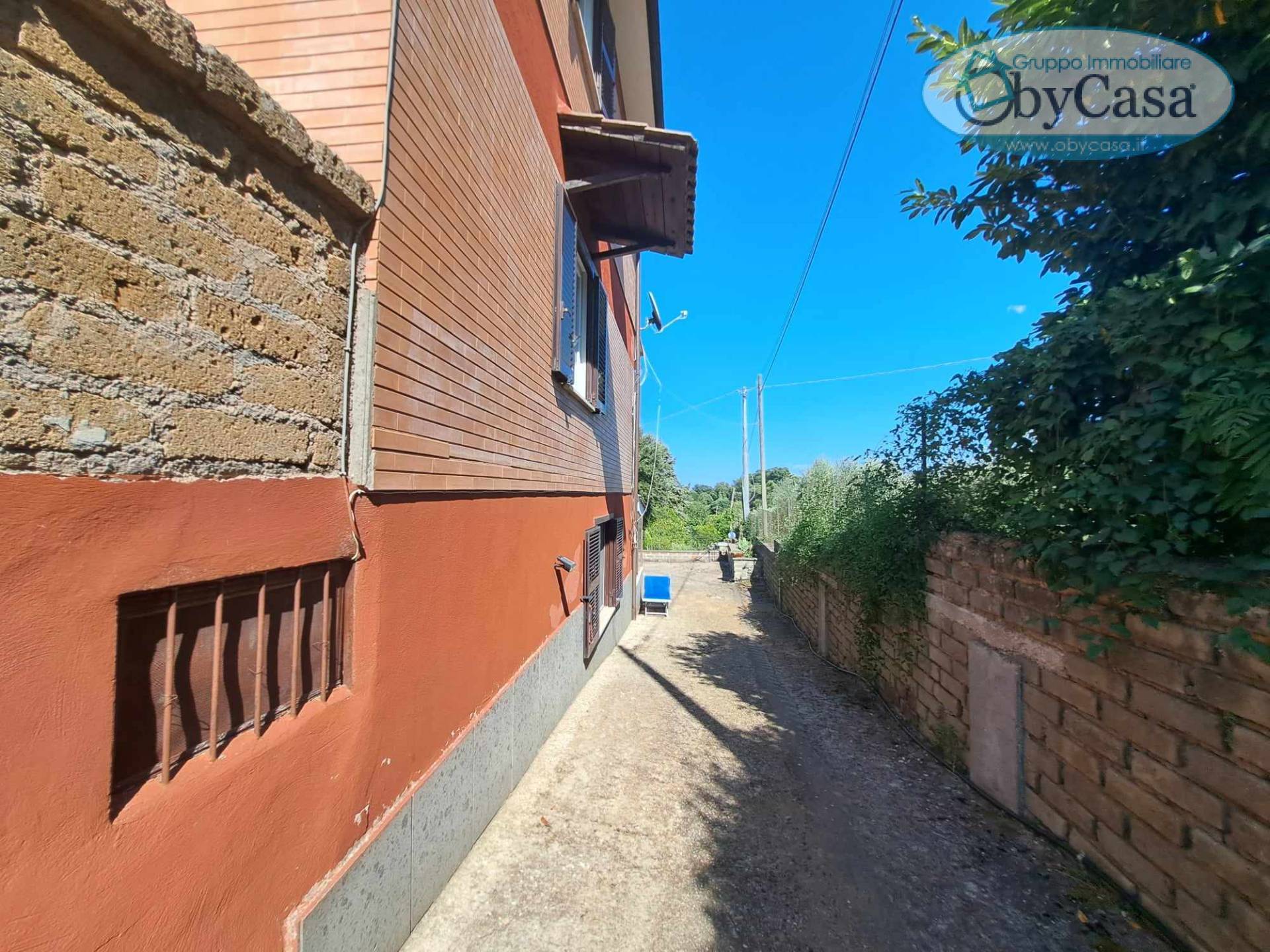 Casa semi-indipendente in vendita a Bassano Romano (VT)