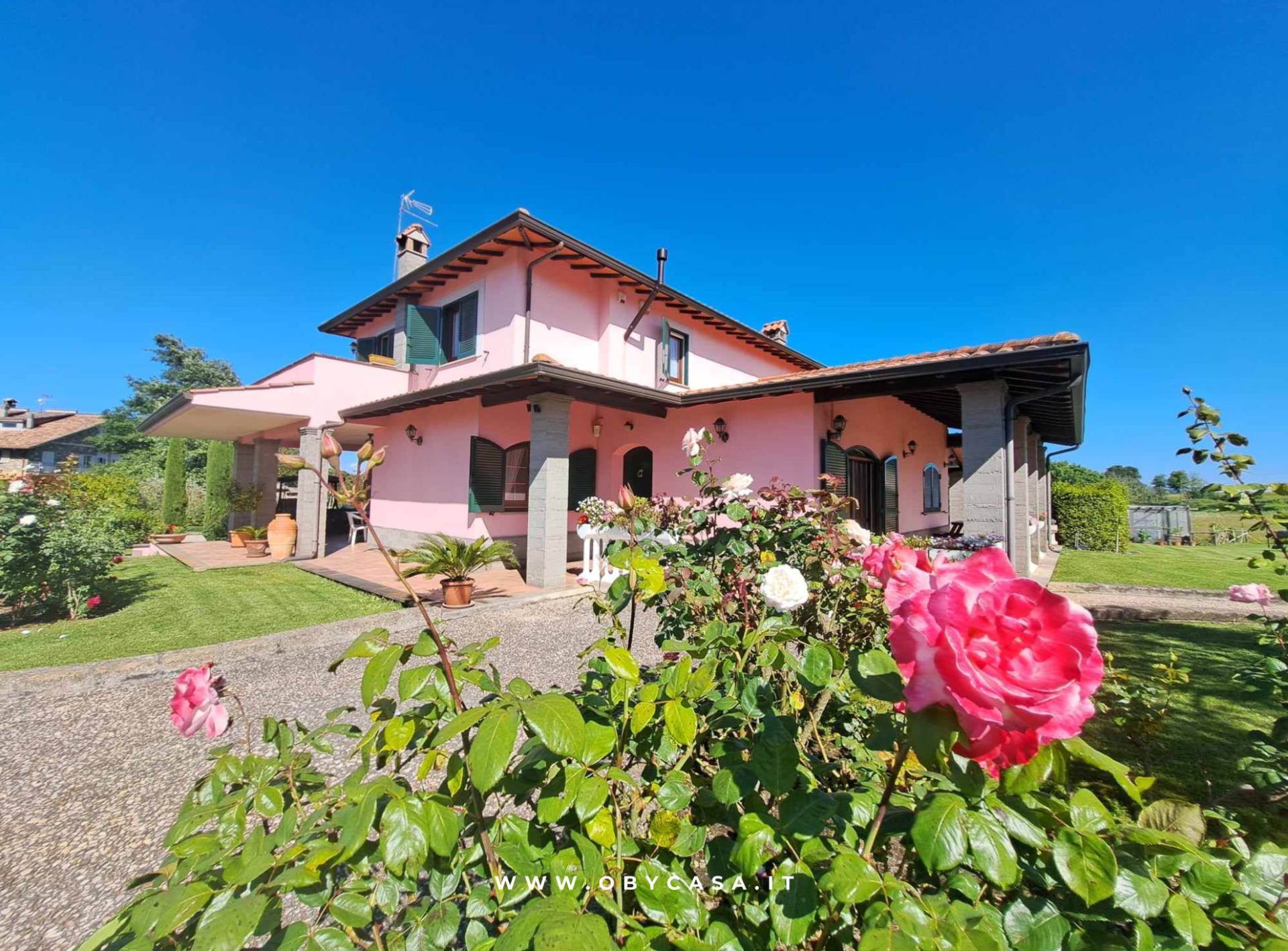 Villa in vendita a Vejano (VT)