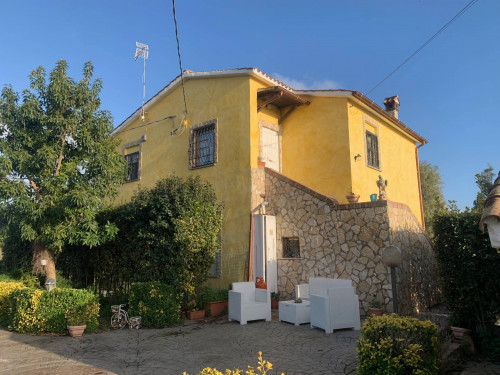 Casa indipendente in vendita a Valcanneto, Cerveteri (RM)