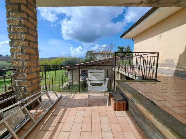 Villa in vendita a Oriolo Romano (VT)