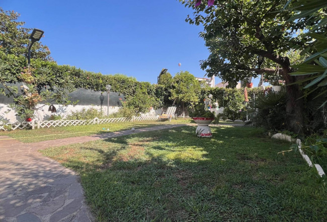 Villa in vendita a Cerenova, Cerveteri (RM)