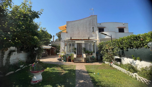 Villa in vendita a Cerenova, Cerveteri (RM)