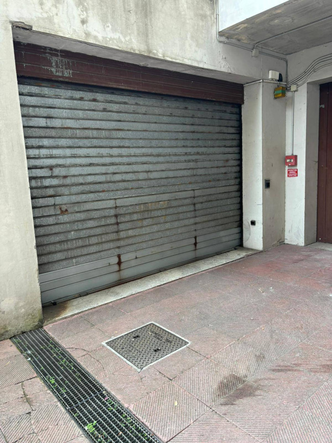 Garage/Box/Posto auto in vendita a Roma (RM)