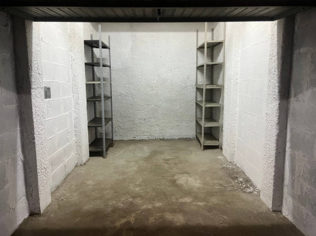 Box o garage in vendita