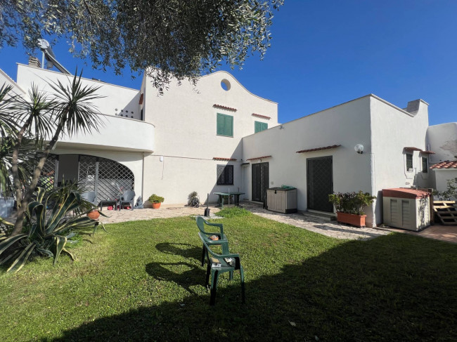 Villa in vendita a Cerenova, Cerveteri (RM)