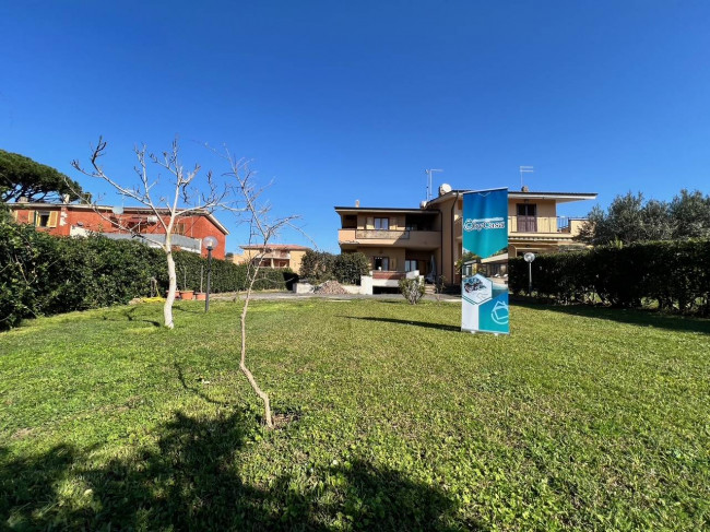 Villa Bifamiliare in vendita