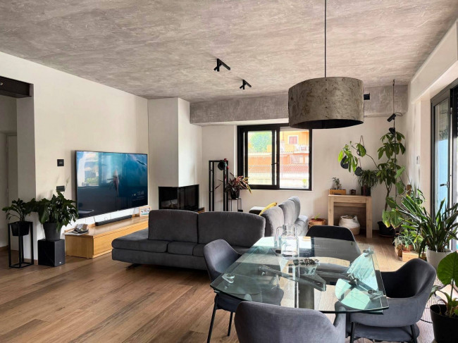 Appartamento 4 locali in vendita