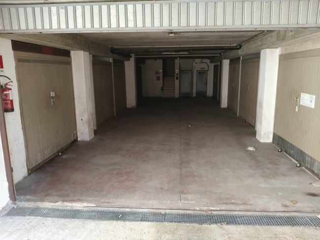 Box o garage in vendita