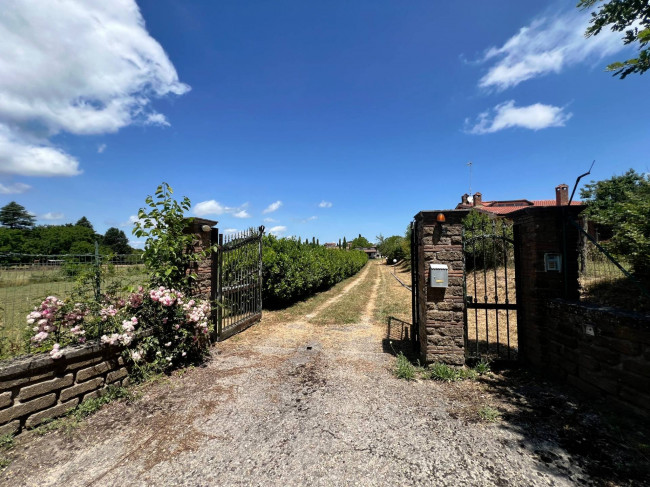 Casa Indipendente in vendita