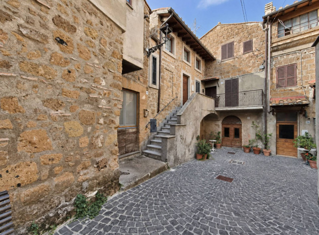 Casa Semindipendente in vendita