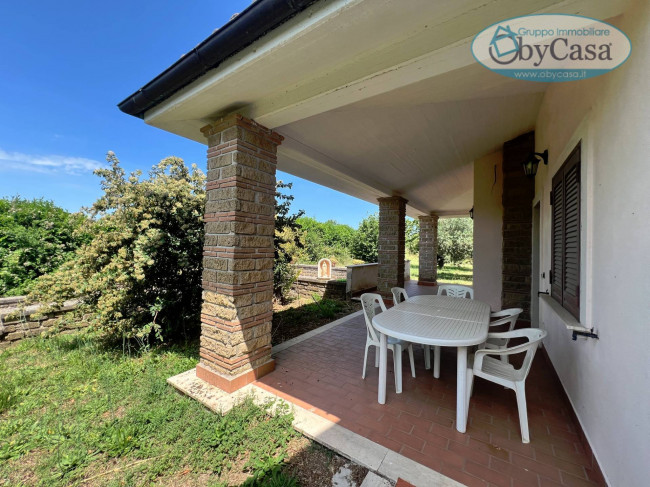 Villa Trifamiliare in vendita