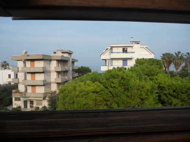 Appartamento GROTTAMMARE vendita  mare  Casa Broker di Maravalle Nevio Luciano