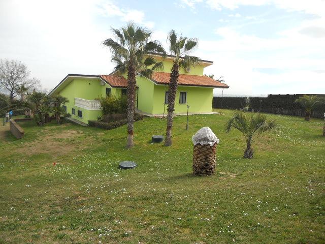 villa in Via Castani a Martinsicuro