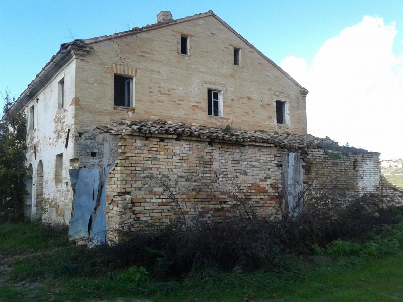  acquaviva picena vendita quart:  casa broker di maravalle nevio luciano