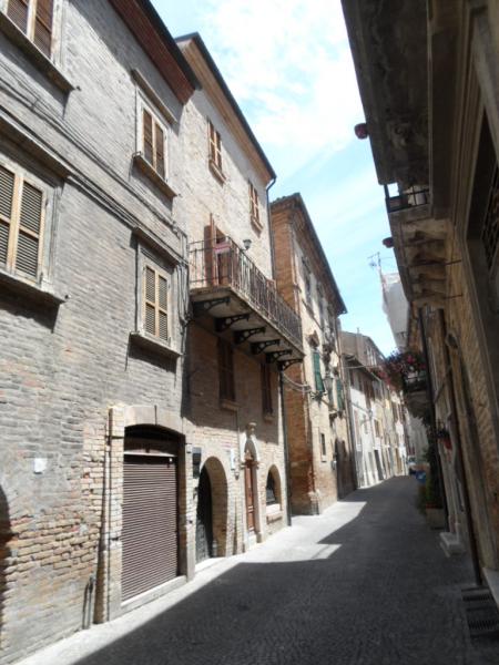 Villa Unifamiliare - Indipendente MONSAMPOLO DEL TRONTO vendita  Monsampolo  Casa Broker di Maravalle Nevio Luciano