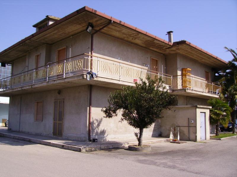 Villa Unifamiliare - Indipendente SAN BENEDETTO DEL TRONTO vendita  Porto d