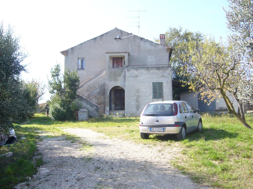 Rustico - Cascina MONTEPRANDONE vendita    Casa Broker di Maravalle Nevio Luciano