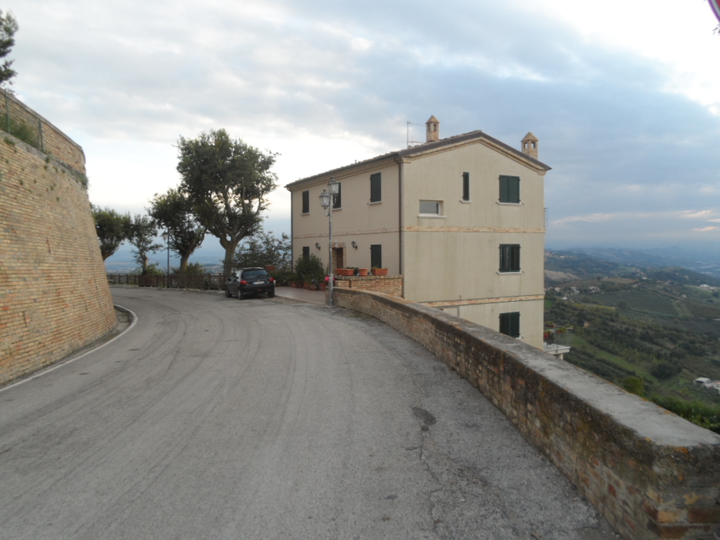  colonnella vendita quart:  casa-broker-di-maravalle-nevio-luciano