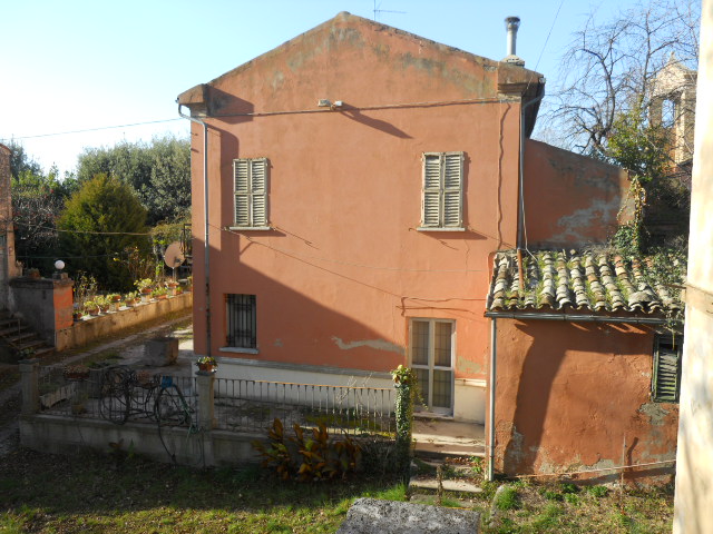 Villa CASTORANO vendita  San Silvestro  Casa Broker di Maravalle Nevio Luciano