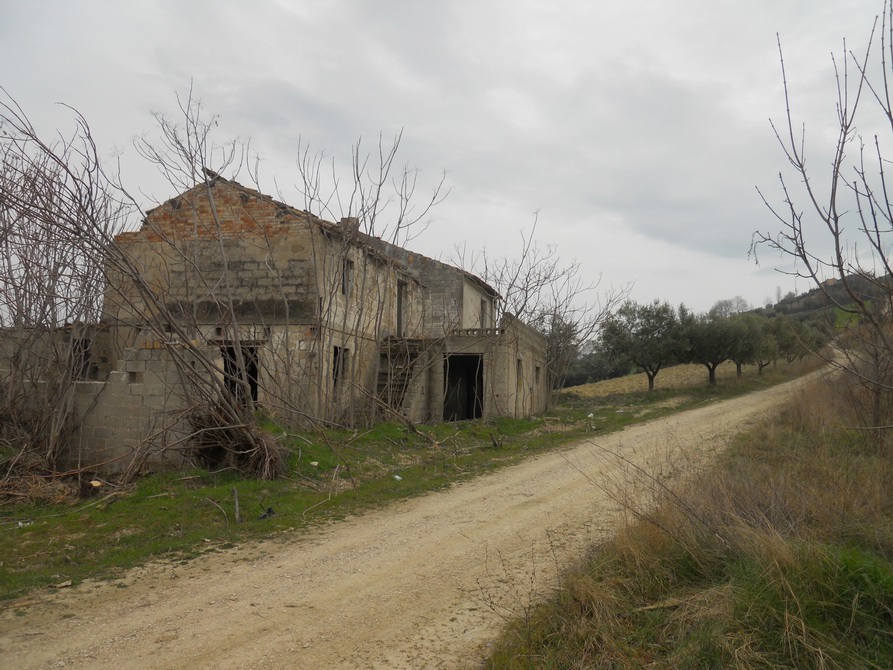  controguerra vendita quart:  casa broker di maravalle nevio luciano