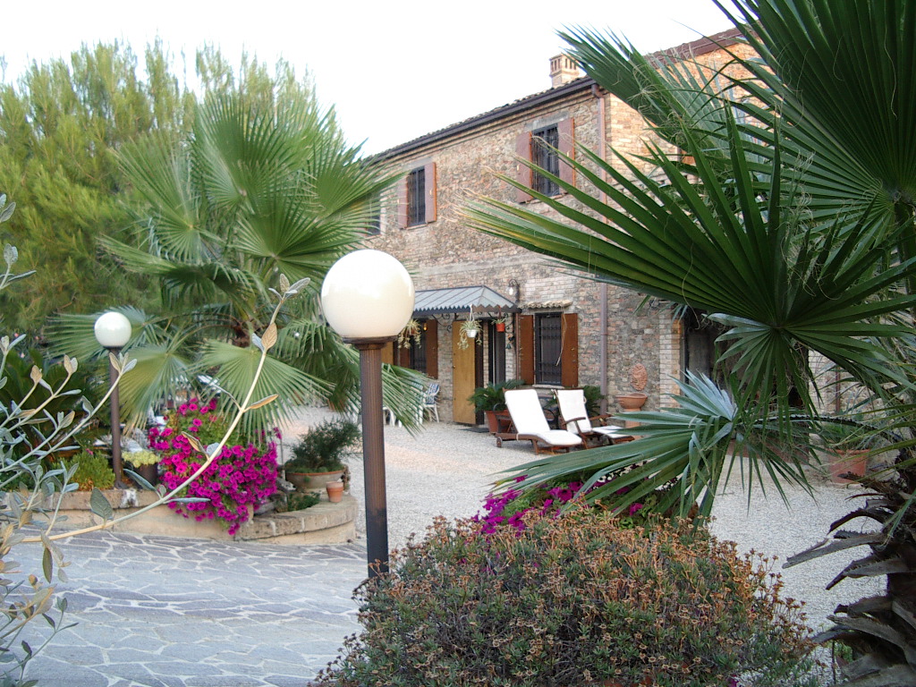 Rustico - Cascina COLONNELLA vendita    Casa Broker di Maravalle Nevio Luciano