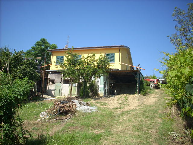 Casa indipendente in vendita a Monsampolo Del Tronto (AP)