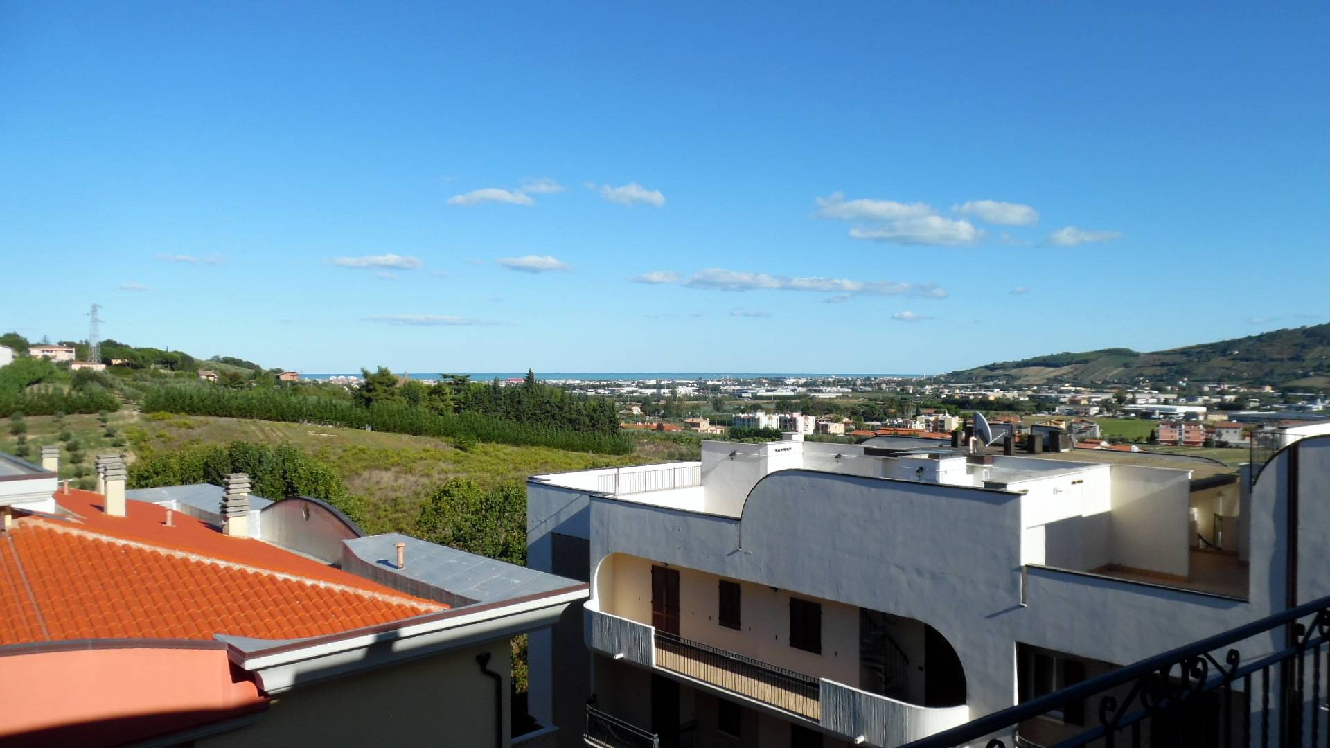 Appartamento MONTEPRANDONE vendita  Centobuchi  Casa Broker di Maravalle Nevio Luciano