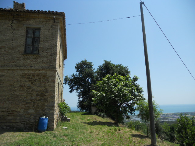 Rustico - Cascina COLONNELLA vendita  Contrada Giardino  Casa Broker di Maravalle Nevio Luciano