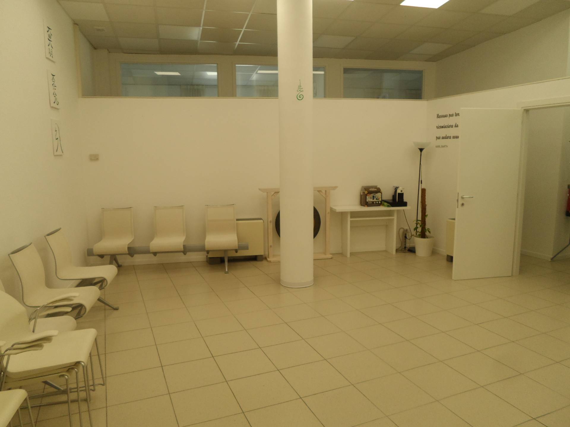 Ufficio in affitto a Porto D'ascoli, San Benedetto Del Tronto (AP)