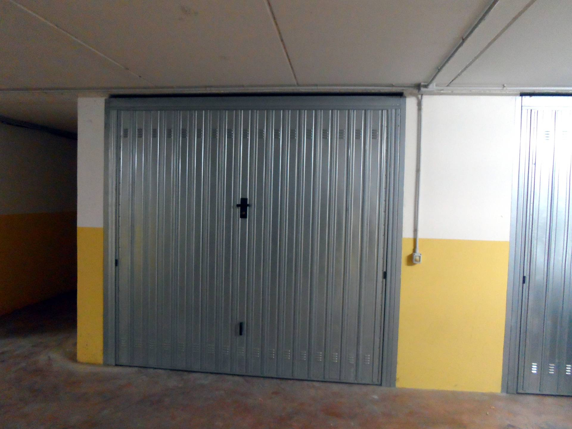 Garage/Box/Posto auto in vendita a Centobuchi, Monteprandone (AP)