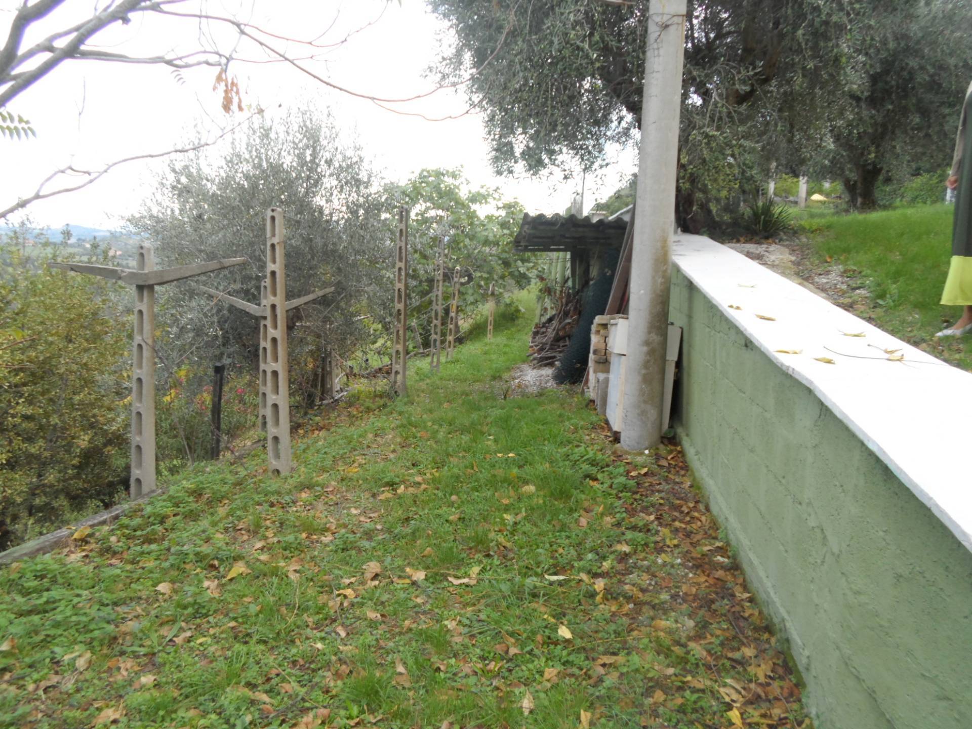 Casa indipendente in vendita a Castorano (AP)