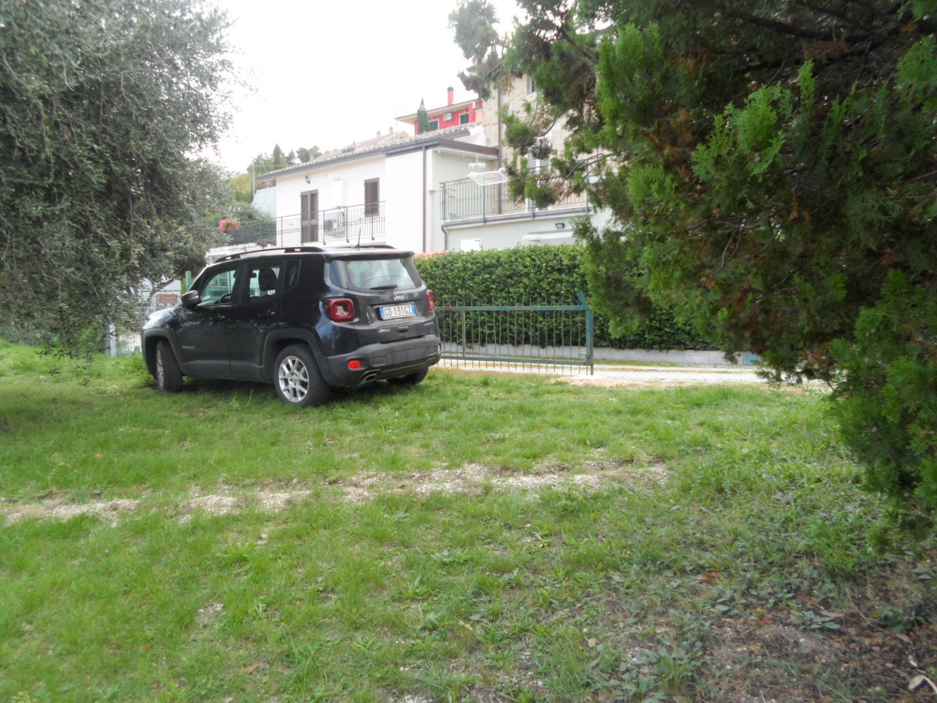 Casa indipendente in vendita a Castorano (AP)